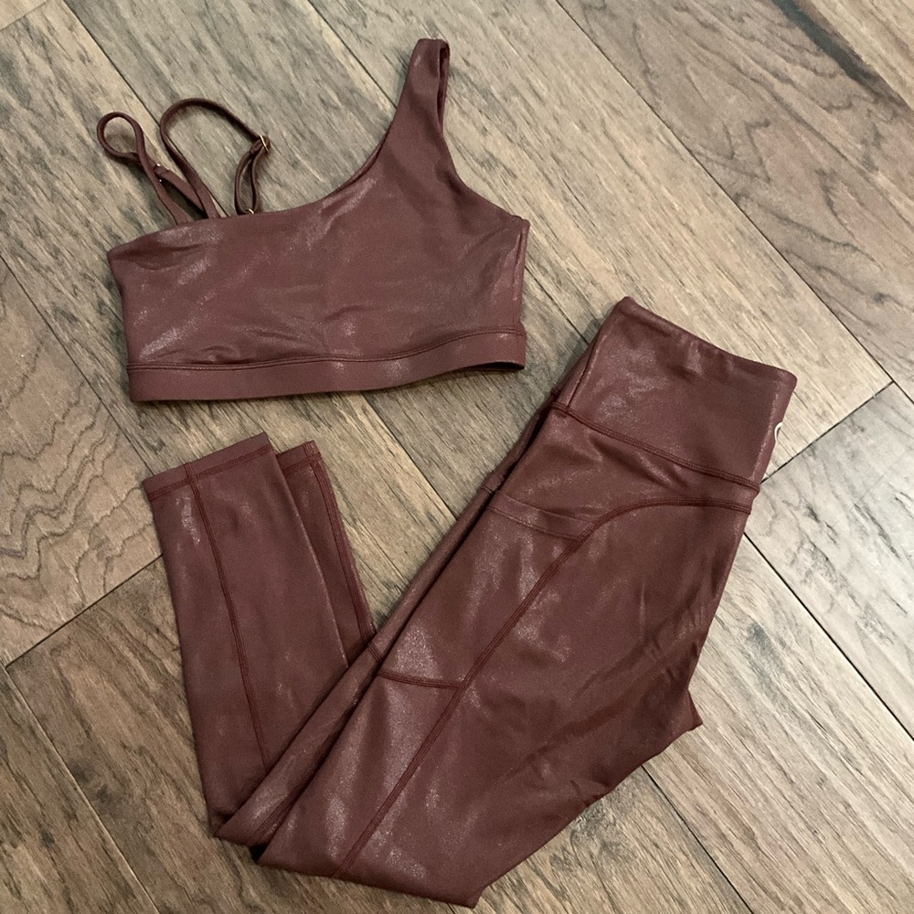 Zyia Burgundy Metallic Leggings and bra set